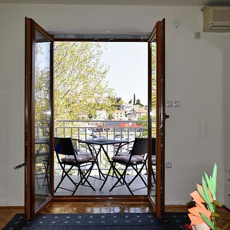 Apartments Dobranic Crikvenica Exteriör bild